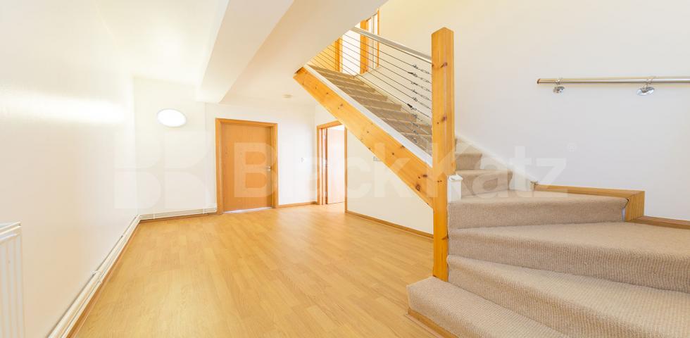 			SPACIOUS WAREHOUSE CONVERSION, 2 Bedroom, 1 bath, 1 reception Flat			 ABILITY VIEW-KINGSLAND ROAD E2, HAGGERSTON-HOXTON-DALSTON